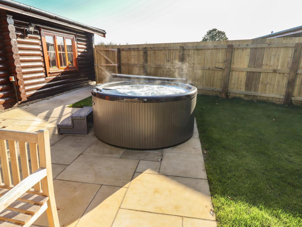 Holly Lodge Oakham Esterno foto